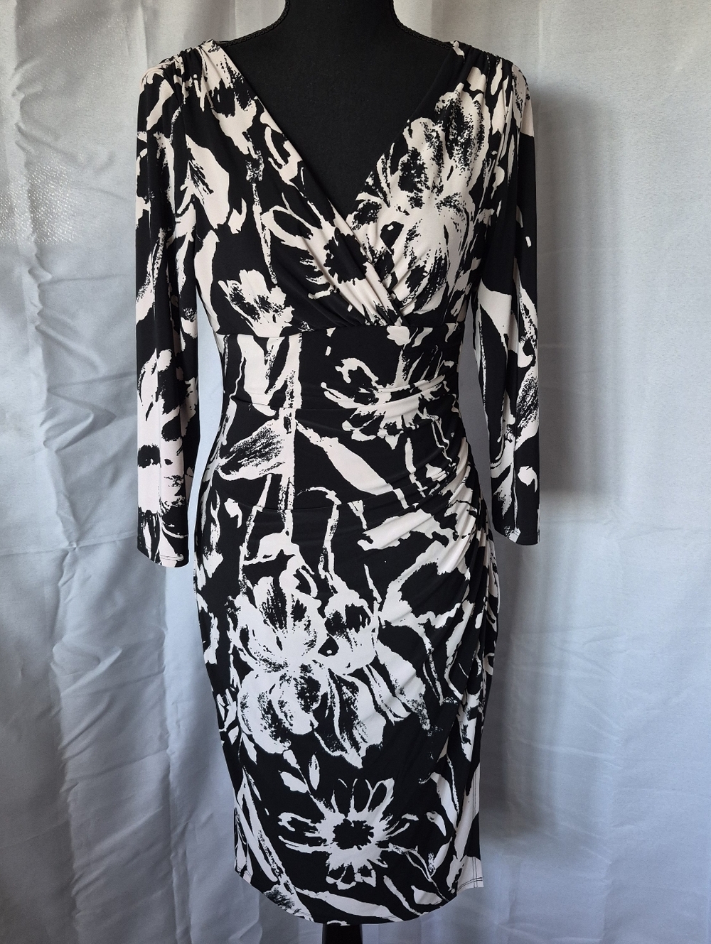 Ralph Lauren Faux Wrap Dress Sz 6 Black White Floral Midi V Neck Classic